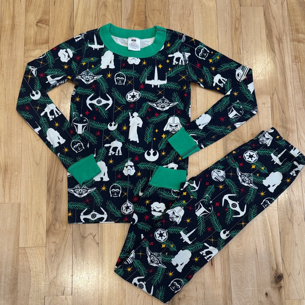 Hanna Anderron Star Wars Pajama Set Size 6-7